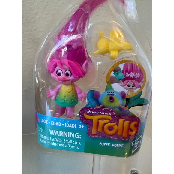 Dreamworks Poppy and Branch Troll Dolls Cake Toppers Toy - Picture 3 of 5